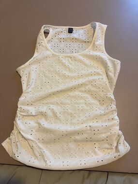 SHEIN Cream Eyelet Scoop Neck Tank